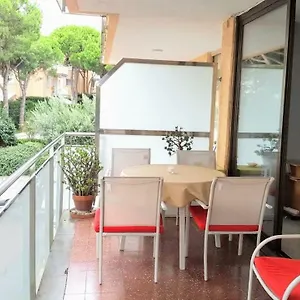 https://apartamento-a-150-metros-de-la-playa-en-la-fosca.topcostabravahotels.com
